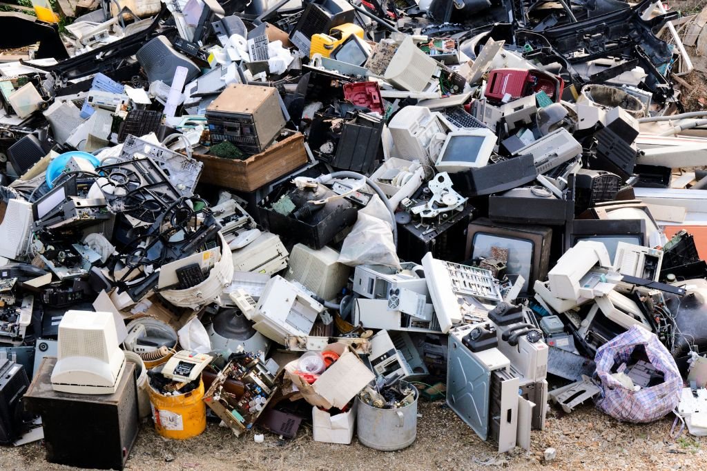 The Environmental Impact of E-waste and How Ecycle Green Is Making a Difference