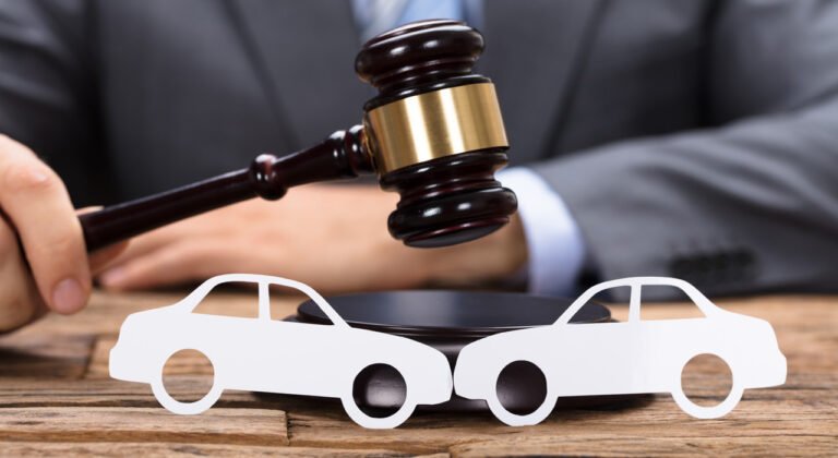 The Essential Guide to Choosing the Right Car Accident Lawyer for Your Case