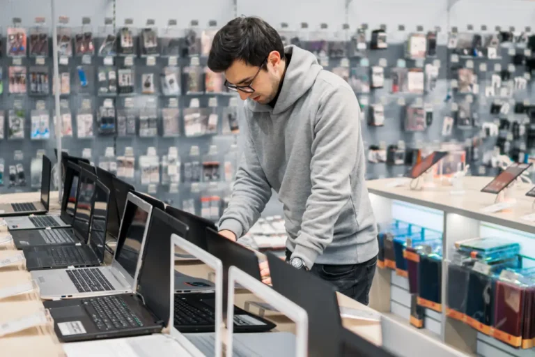 The Evolving Landscape of Laptop Pricing in Singapore: A Smart Shopper's Guide