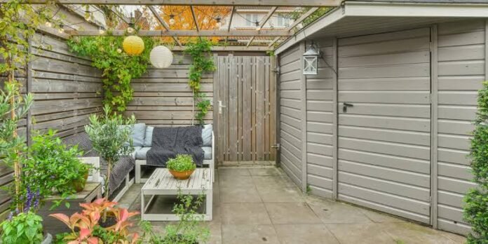 Maximizing Backyard Space: Smart Storage Solutions for Every Home