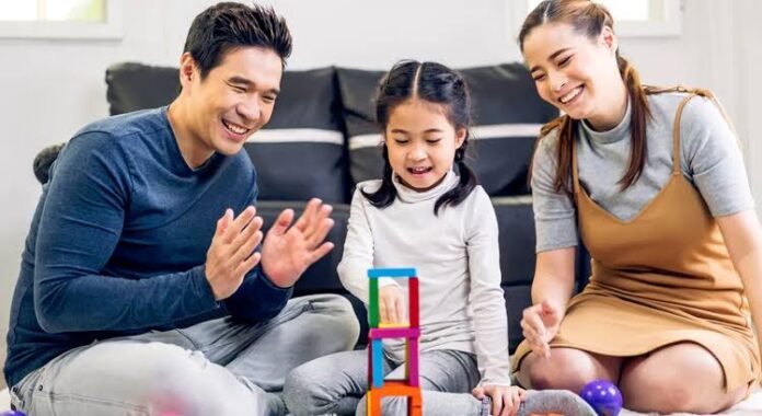 How to Help Your Kids Disconnect and Reconnect with the World