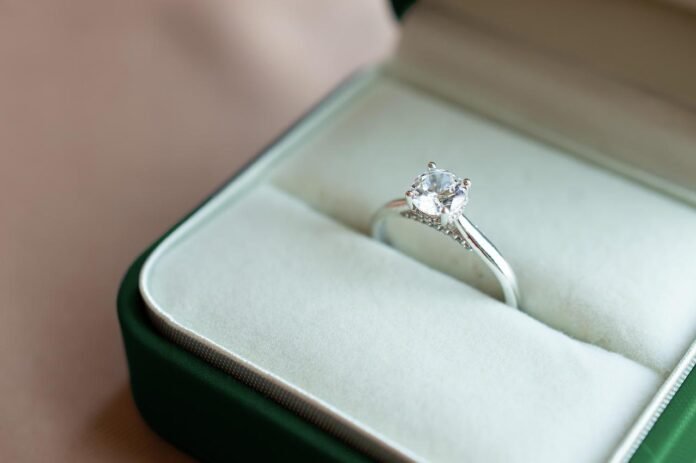 Why Heirloom-Inspired Engagement Rings Are Making a Comeback