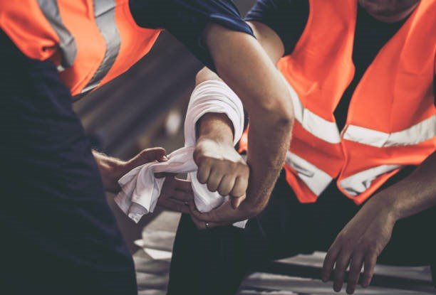 Tips for Managing Pain and Stress After a Workplace Injury