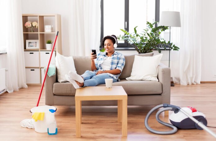 Achieving Minimalism with Efficient Cleaning Gadgets