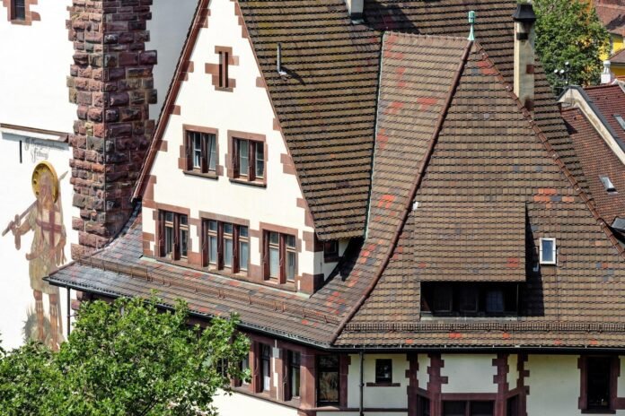 thenewword_13-3 Innovative Roofing Designs that Transform Cityscapes