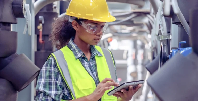 Predictive Maintenance Software: Boosting Industrial Efficiency